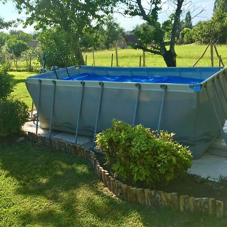 Les Petits Self Contained 2 Bedroom Apartment Molieres (Dordogne) Экстерьер фото